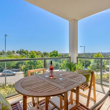 One Bedroom In Albur Village 2j