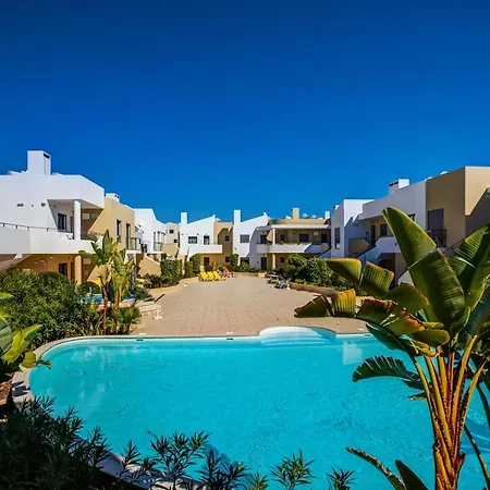 Apartment One Bedroom In Albur Village 2j